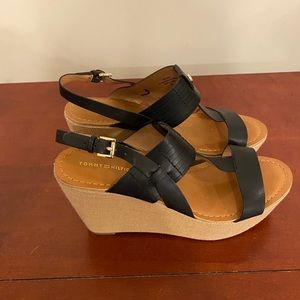 Used Tommy Hilfiger espadrilles size 8